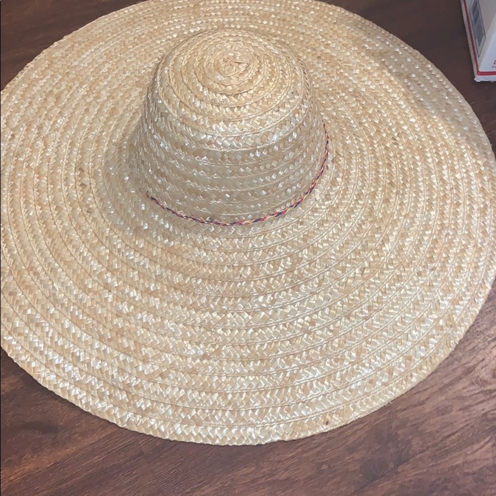 Ciara Wide Brim Straw Hats 👒 - Picture 4 of 8